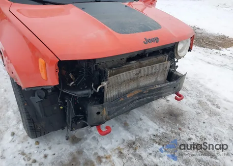 2017 Jeep Renegade Trailhawk 4X4 z USA, uszkodzony, nr VIN ZACCJBCB9HPG29331